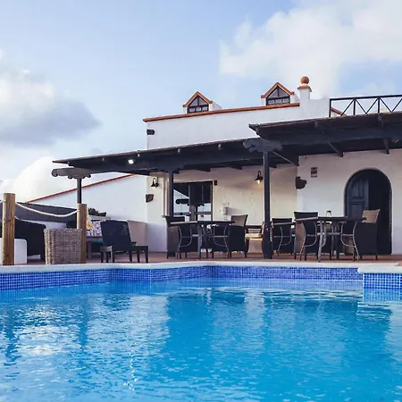 Gorgeous Home In San Bartolome Lanzarot Casa vacanze *