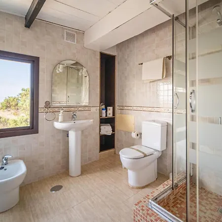 Gorgeous Home In San Bartolome Lanzarot * Mozaga